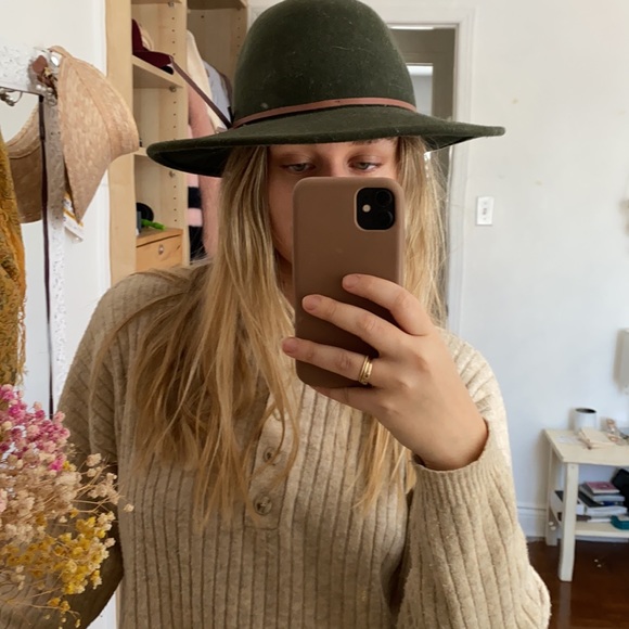 Kaki wool hat - Picture 4 of 4